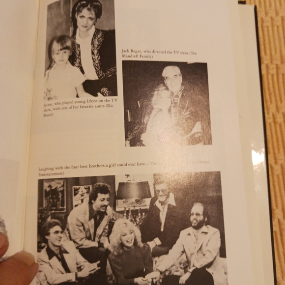 Barbara Mandrell Autographed Book - Picture 6 of 7